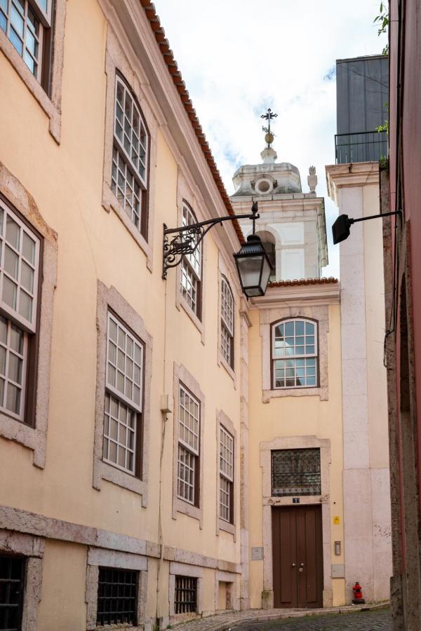 Chiado By Courtesy Morning *